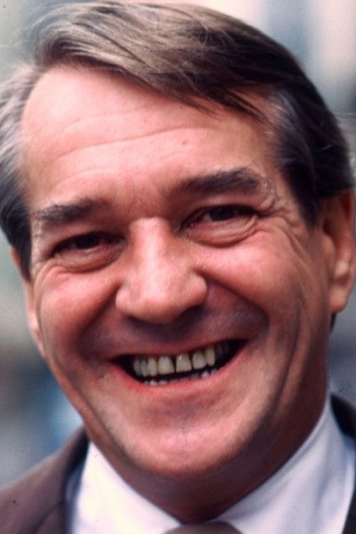 Axel Strøbye profile