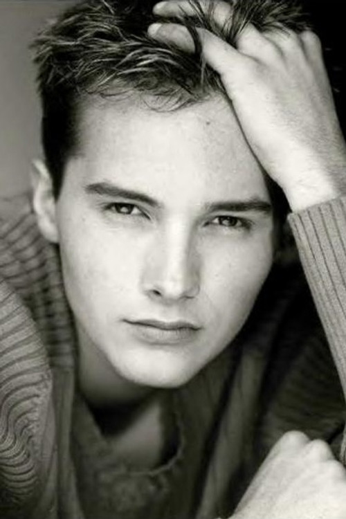 Photo of Derek Lee Nixon, Acting