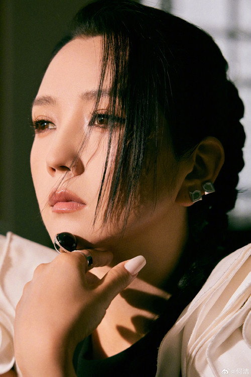 Photo of He Jie, Acting