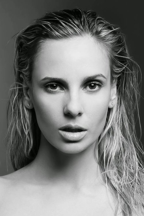 Julieta Cardinali profile