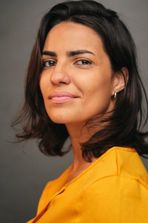 Photo of Juliana Tavares, Acting