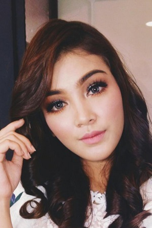 Eyka Farhana profile