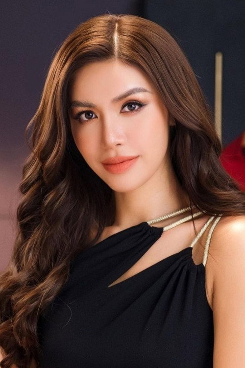 Photo of Minh Tu, Acting