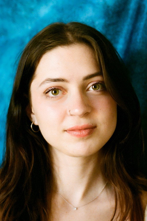 Photo of Lizzy McAlpine, Acting