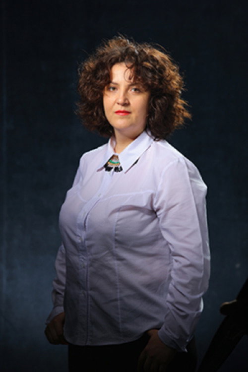 Photo of Ina Ilasciuc, Acting