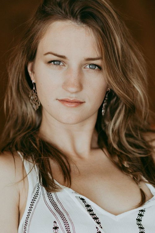 Sky Azure Van Vliet profile