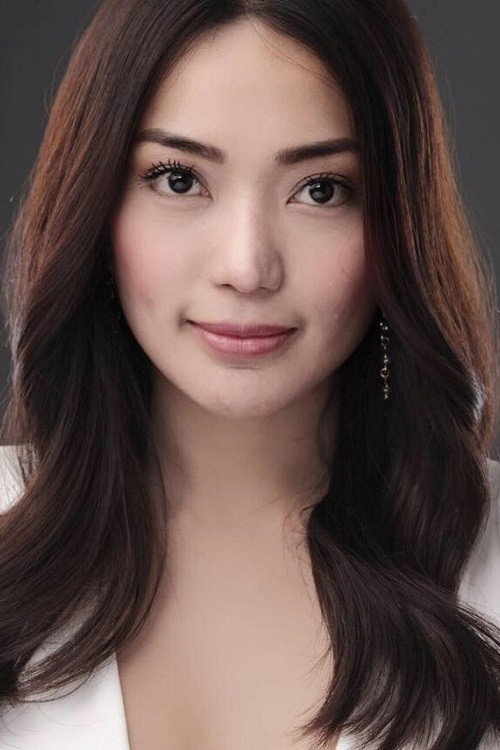 Photo of Alexis Navarro, Acting