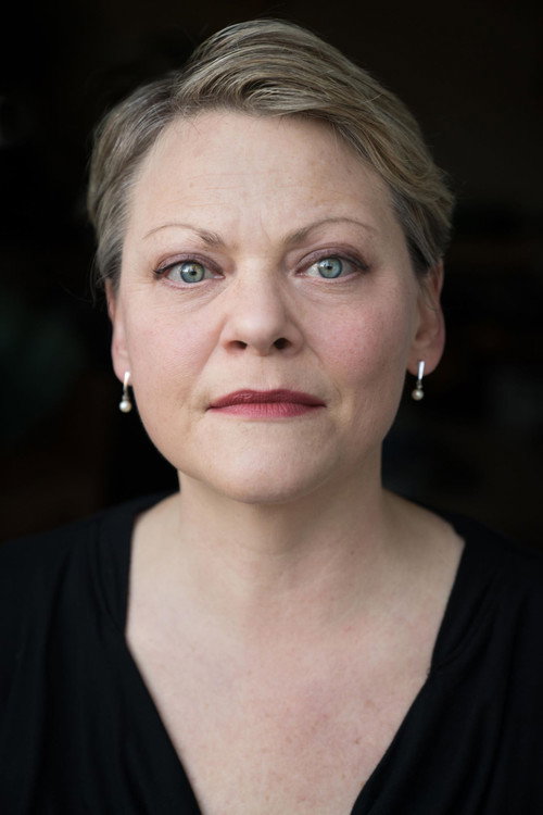Photo of Kim Winter Mako, Acting