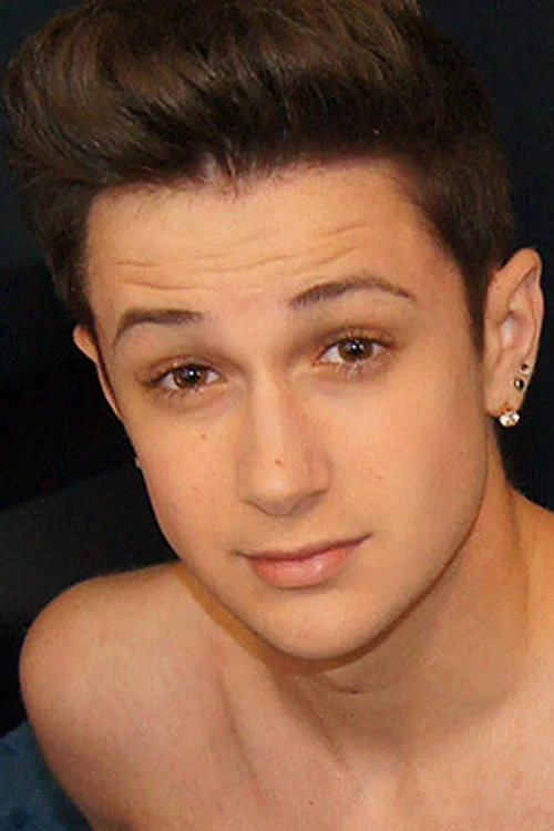Photo of Riley Summers, Acting
