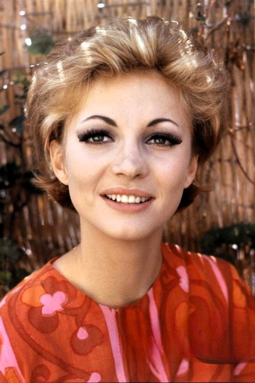 Lucretia Love profile