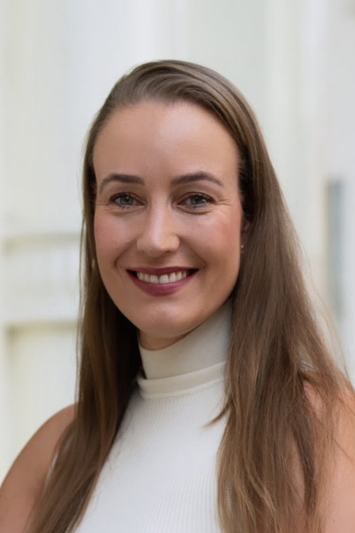 Ayleen Charlotte profile