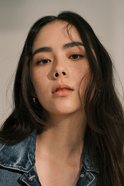 Charlize Lamb profile