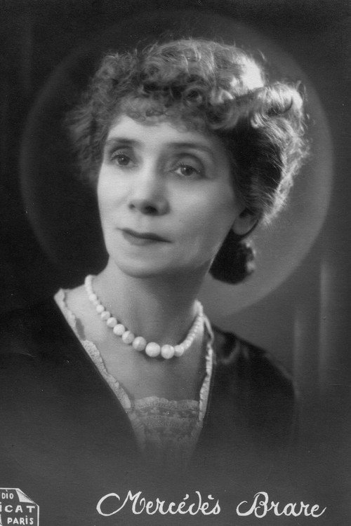 Photo of Mercédès Brare, Acting