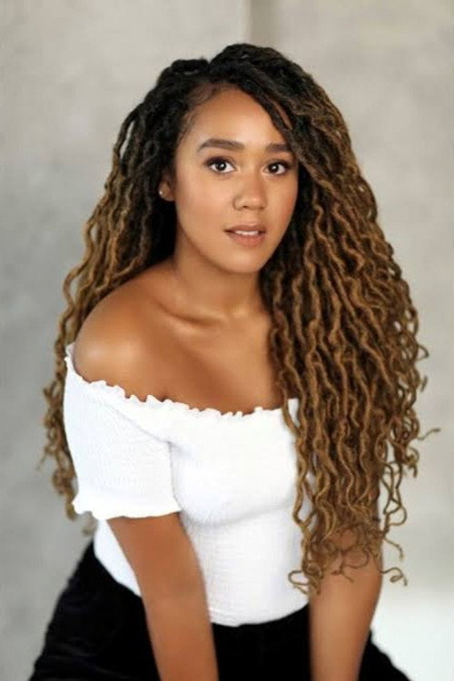 Photo of Emilie Louise Israel, Acting