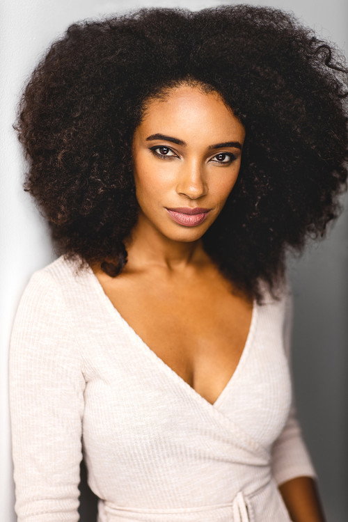 Photo of Jessica Thomas, Acting