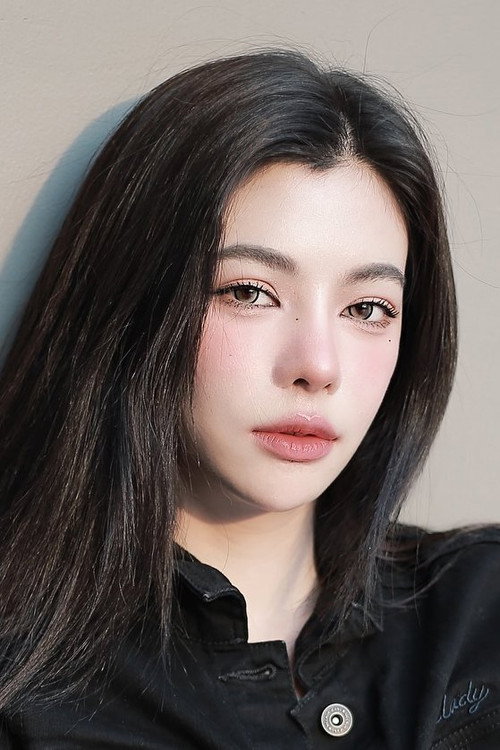 Pailiu Kamonwarai Prajakrattanakul profile