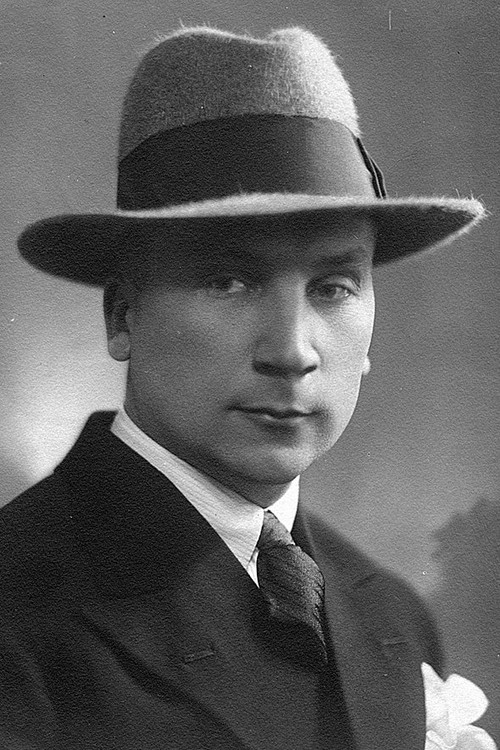 Photo of Theodor Luts, Camera