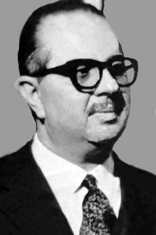 Photo of Julio Porter, Writing