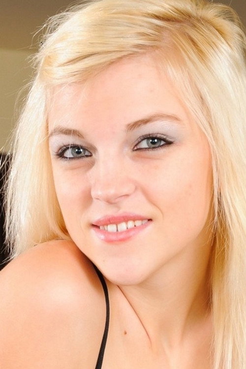 Photo of Lacey Leveah, Acting