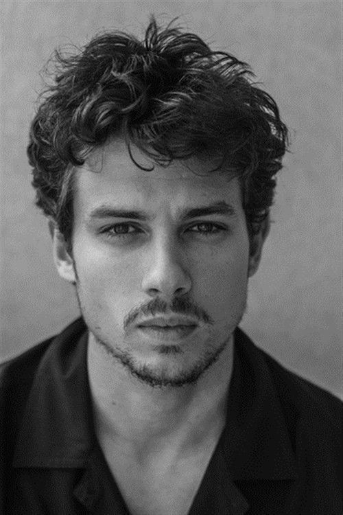 Roberto Calvet profile