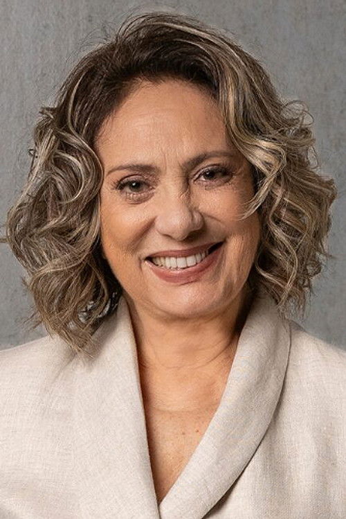 Eliane Giardini profile