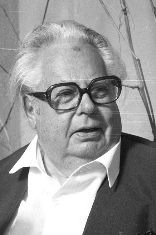 Photo of Carl Erik Soya, Writing