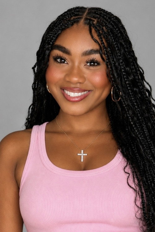 Photo of Sydney Thomas, Acting