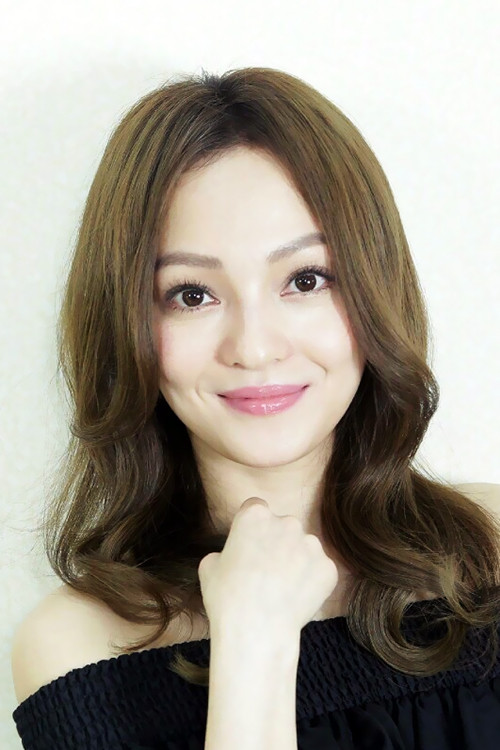 Angela Zhang profile