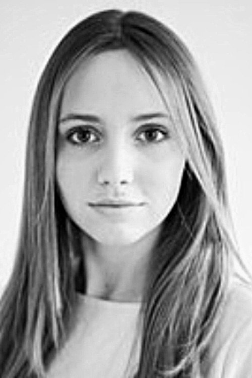 Photo of Esme Thompson, Acting