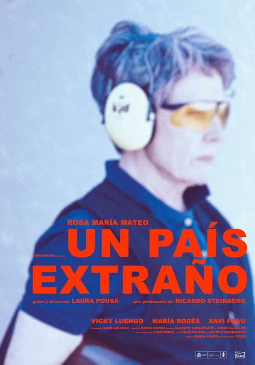 Movie poster for Un país extraño (2018)