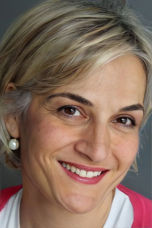 Simay Küçük profile