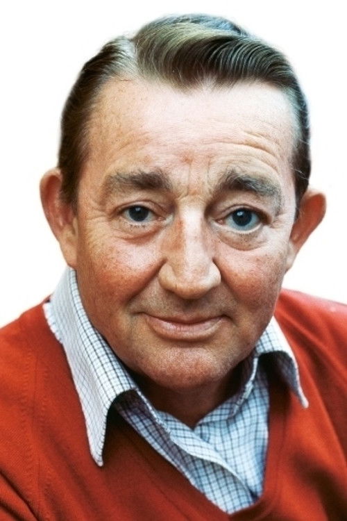 Buster Larsen profile