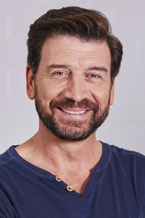 Nick Knowles profile