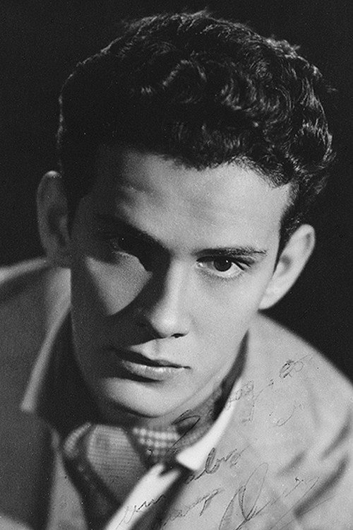 Photo of Oscar Felipe, Acting