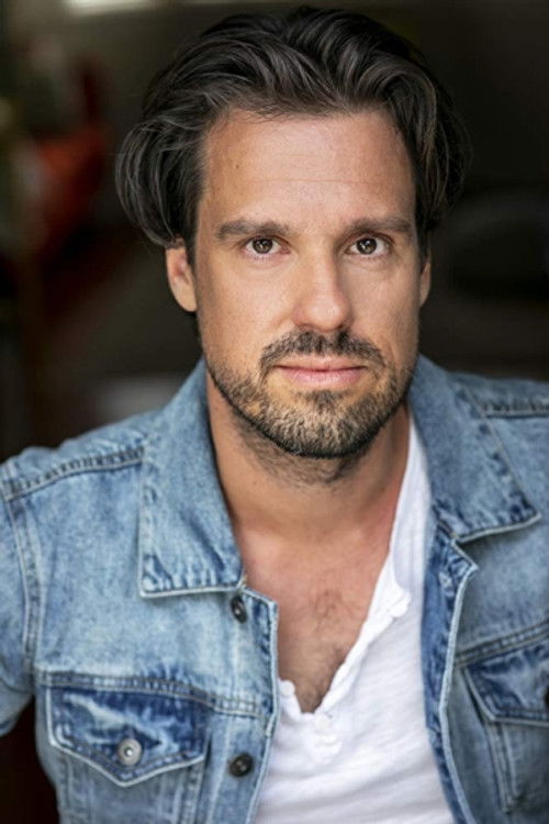 Robert Jozinović profile