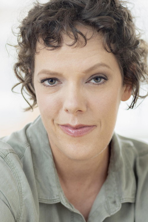 Photo of Amanda Bruton, Acting