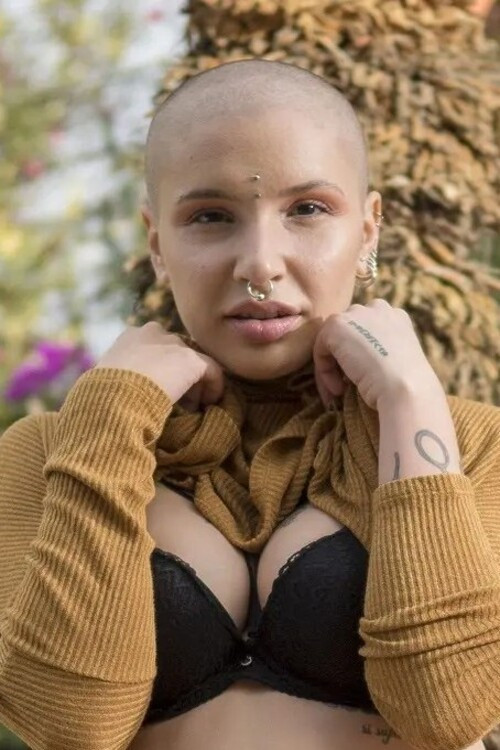 Photo of Ivy De Luna, Acting