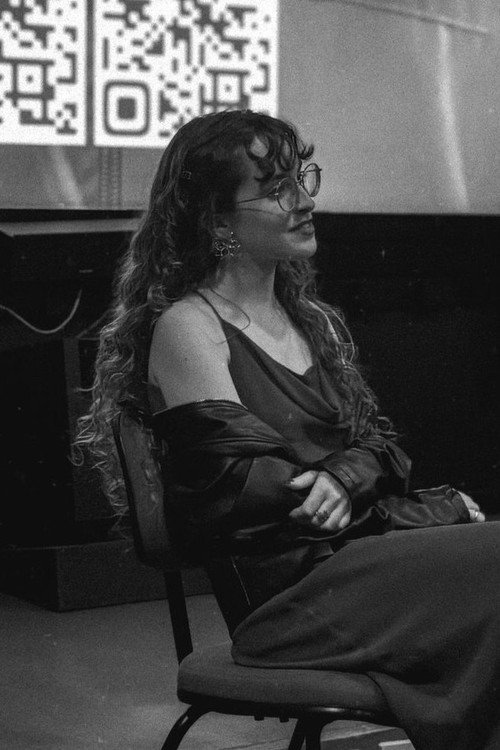 Photo of Manoella Ferraz, Directing