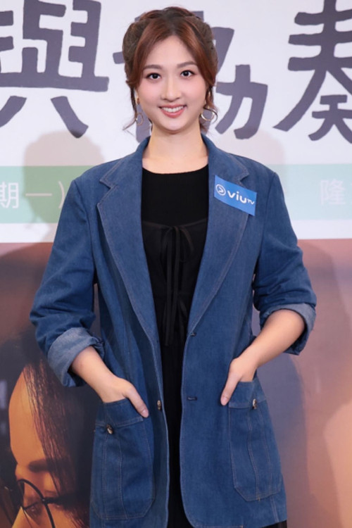 Photo of Wing Mo, Acting
