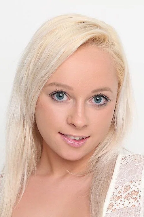 Photo of Naomi Nevena, Acting