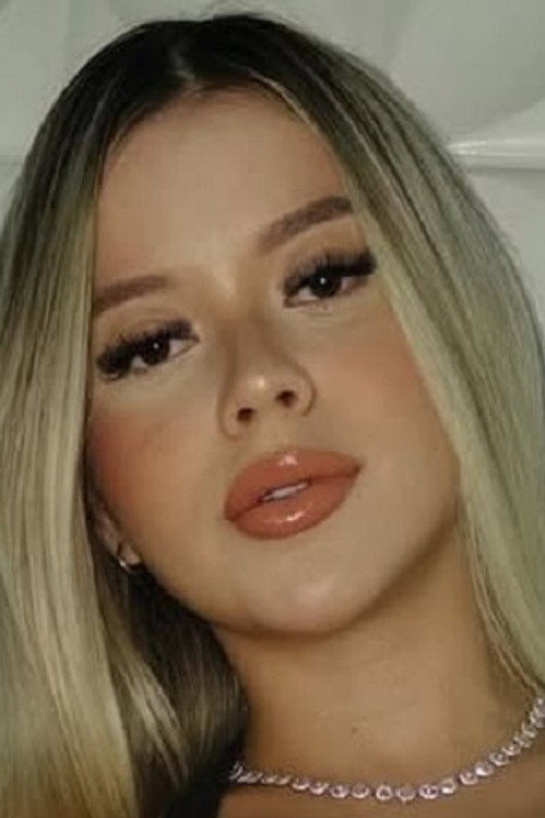 Photo of Aline Gomes, Acting