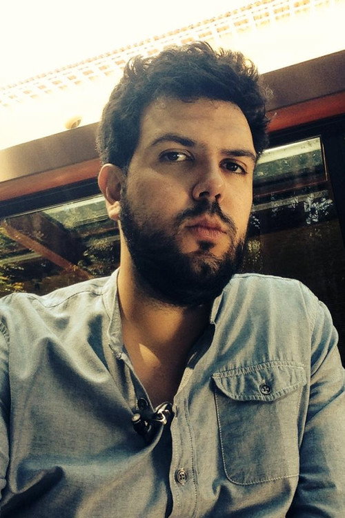 Photo of Rafael Lessa, Writing