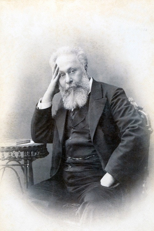 Photo of Akaki Tsereteli, Writing