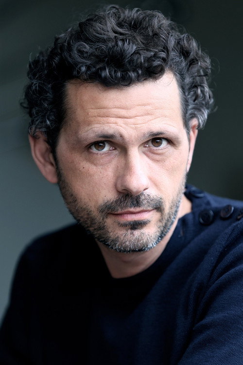 Photo of Raphaël Mathon, Acting