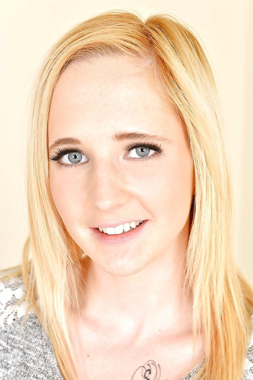 Photo of Alice, Acting