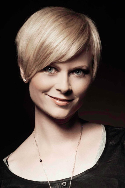 Bertine Zetlitz profile