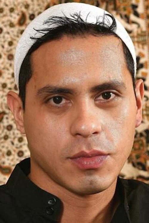 Photo of Ernesto Cabral, Acting