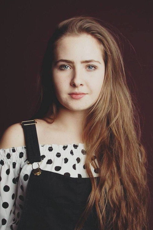 Photo of Helena Finatzer, Acting