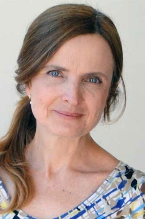 Clara Carvalho profile