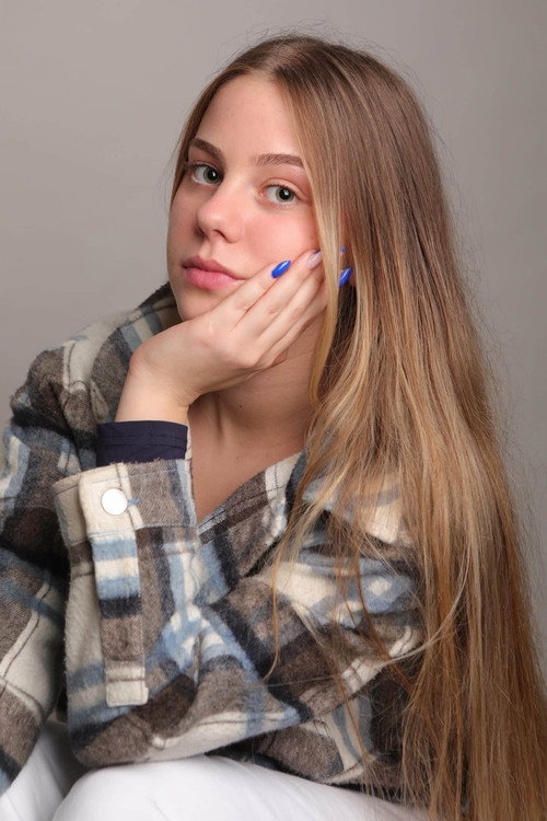 Photo of אריאל אלמוג, Acting
